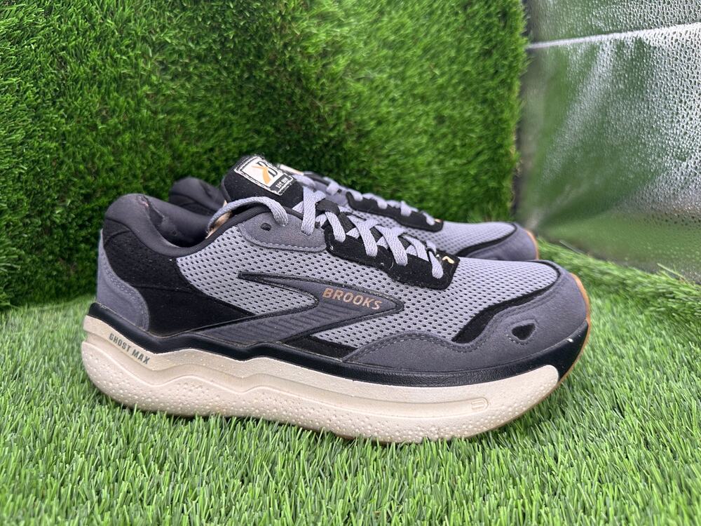 Brooks Gray and Black Women's Athletic Shoes